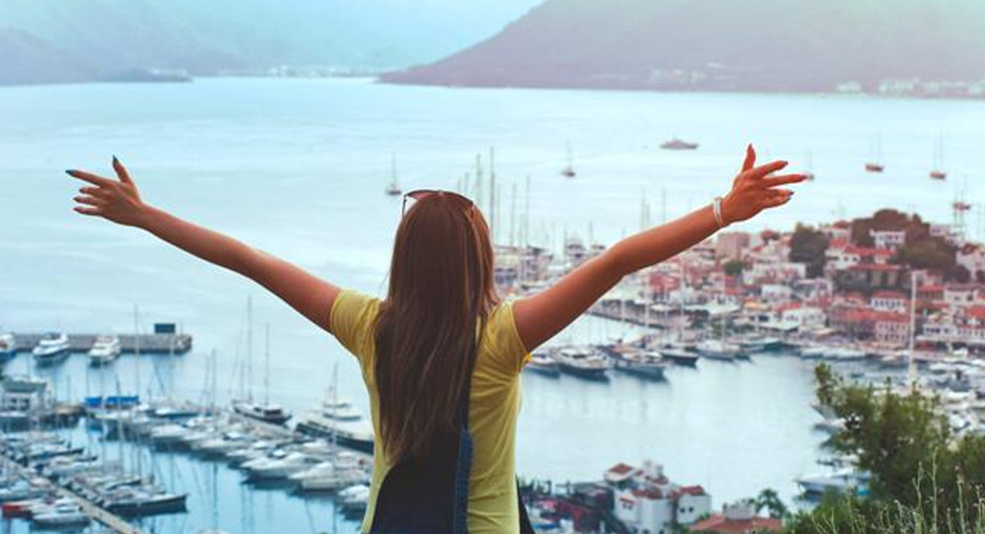 10 Items You Should Never Travel Without